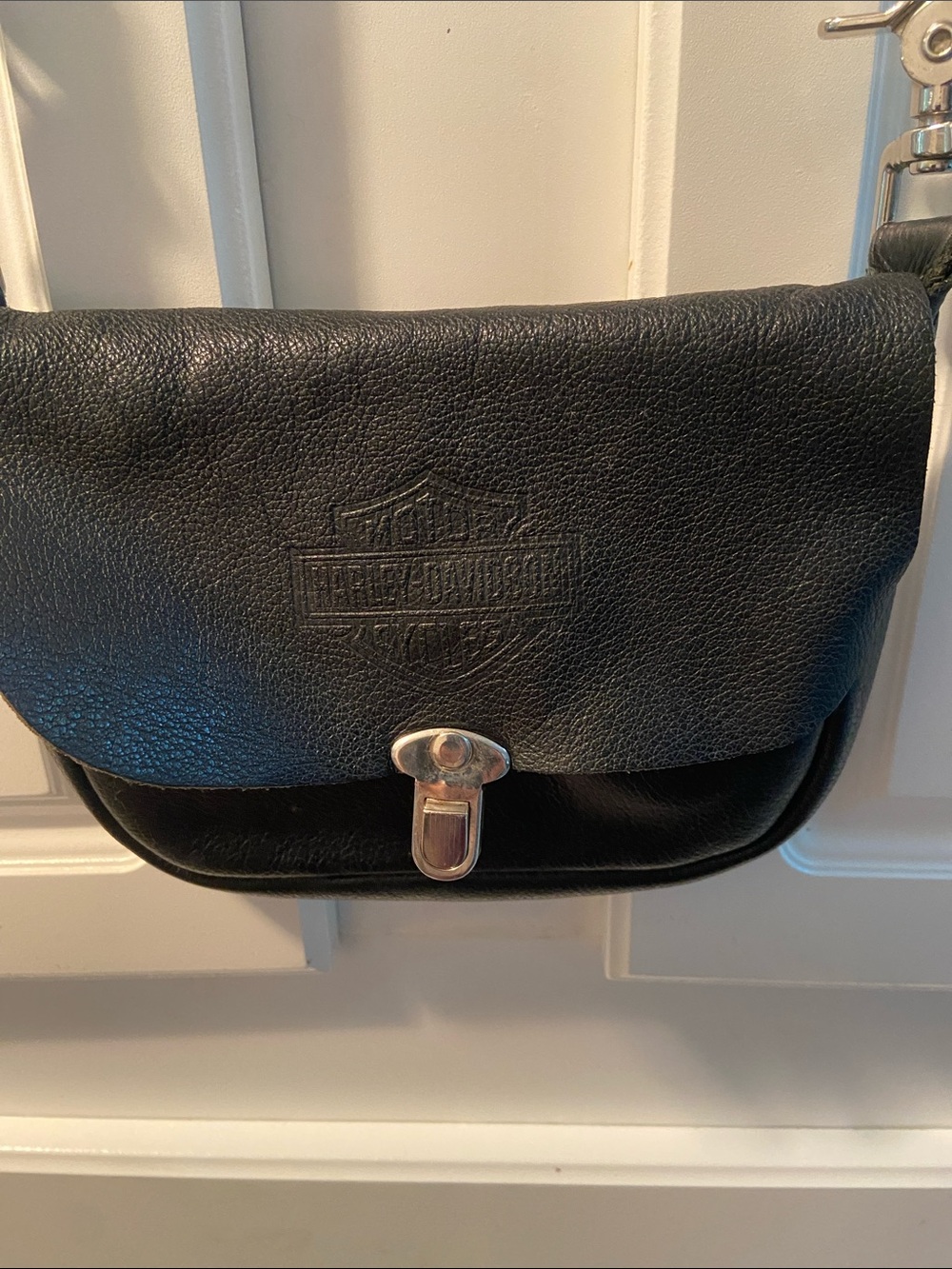 Harley-Davidson Black Leather Belt Bag with Silver Clasp
